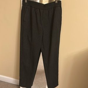 Banana Republic size 6 grey pin strip trousers .Elastic band waist .